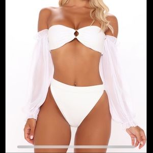 NWT Gold Coast White Multi Way Bikini - Size S